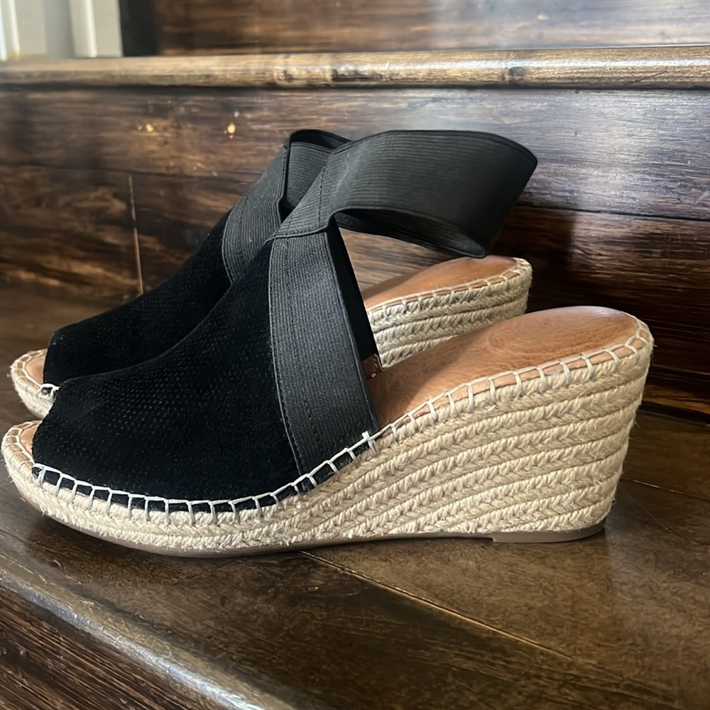 Gentle Souls Christa - Picture 3 of 9